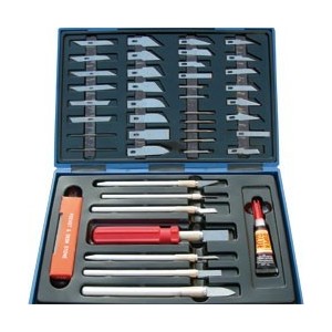 Coffret de cutters 48 pièces