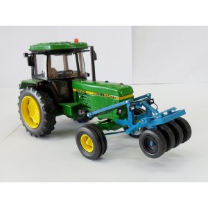 Colection et réalisation De Miniature agricole 1/32