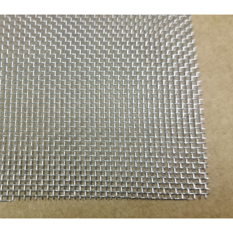 Grille acier Maille 0.8mm - 140x200mm