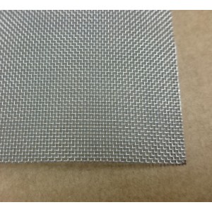 Grille acier Maille 0.6mm - 140x200mm