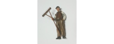 FIGURINES / ACCESSORIES